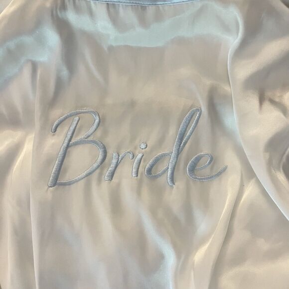 Linea Donatella White Satin Robe with Blue Trim - Picture 2 of 13